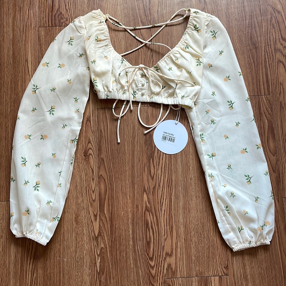 NWT Princess Polly Violetta Top-Yellow